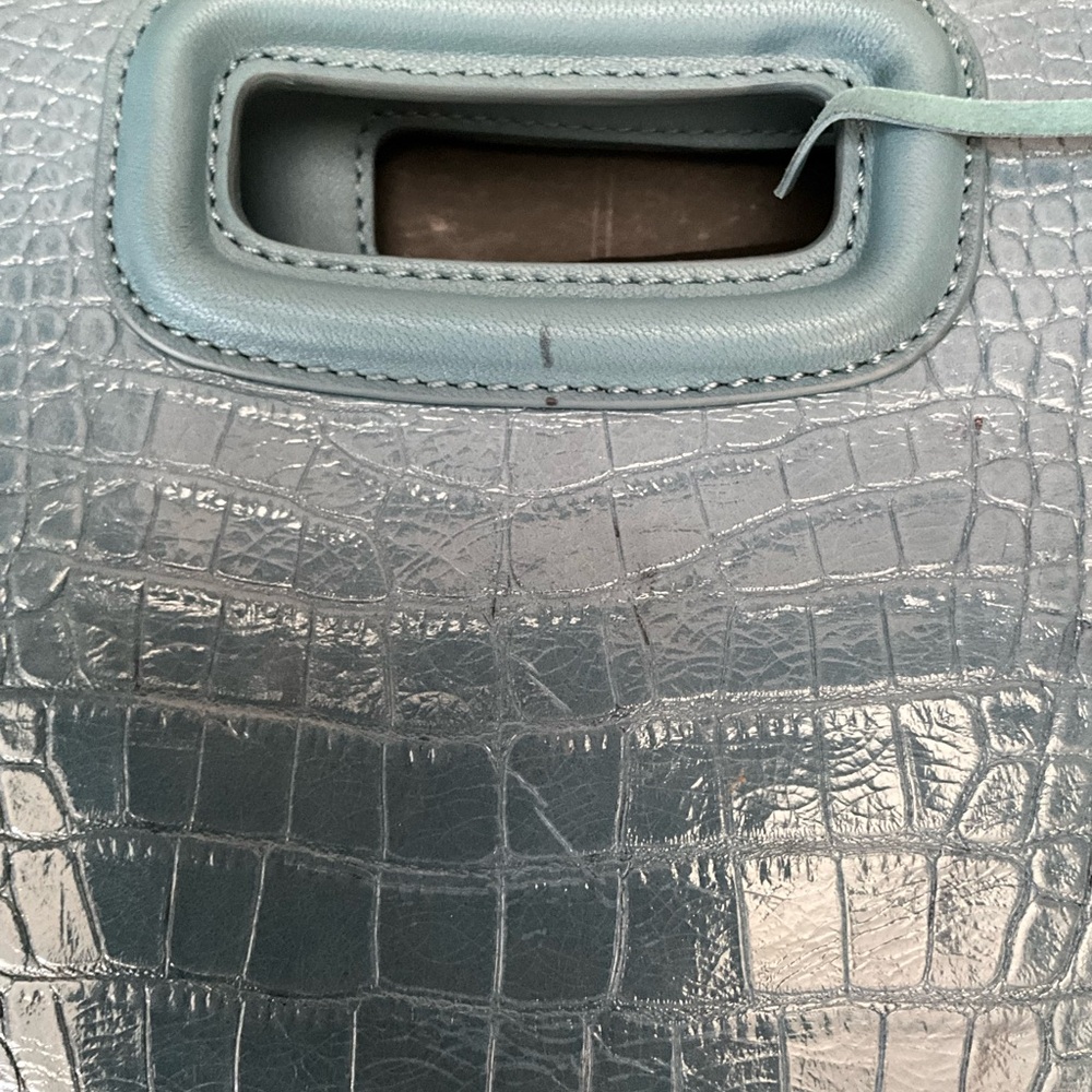 M bag in crocodile-effect leather - Picture 5 of 9